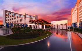 Universal'S Endless Summer Resort - Dockside Inn And Suites